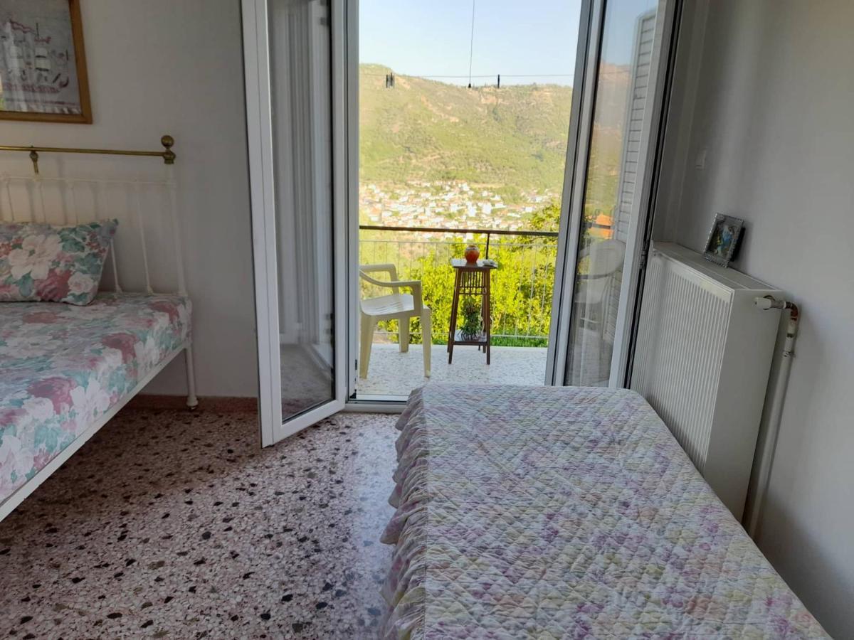 Vacation House Dionysia Villa Aigio Exterior foto